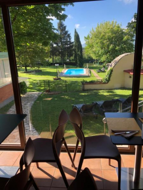  Villa La Rena  Ананьи